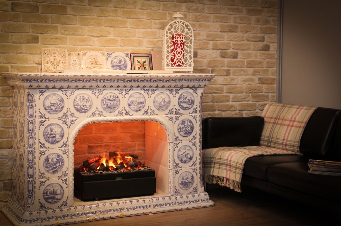 Отделка камина керамической плиткой